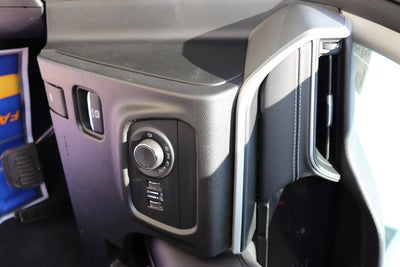 2023 Jeep Grand Cherokee L Laredo 4x4