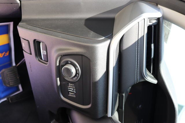 2023 Jeep Grand Cherokee L Laredo 4x4