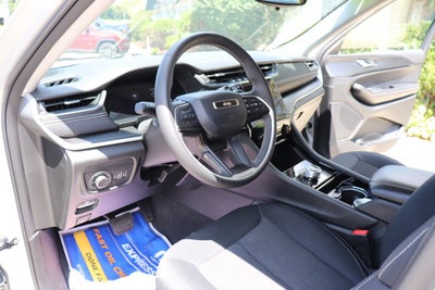 2023 Jeep Grand Cherokee L Laredo 4x4