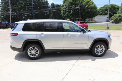 2023 Jeep Grand Cherokee L Laredo 4x4