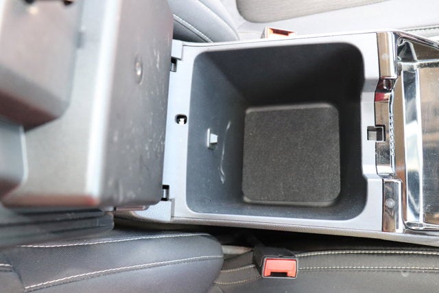 2023 Jeep Grand Cherokee L Laredo 4x4