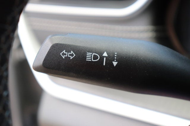 2023 Jeep Grand Cherokee L Laredo 4x4