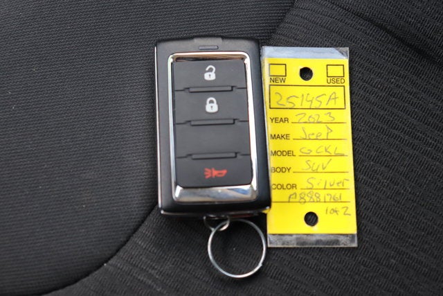 2023 Jeep Grand Cherokee L Laredo 4x4