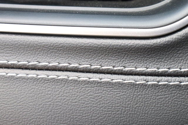 2023 Jeep Grand Cherokee L Laredo 4x4