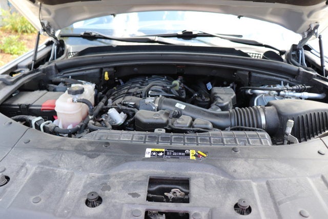 2023 Jeep Grand Cherokee L Laredo 4x4