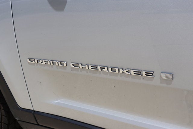 2023 Jeep Grand Cherokee L Laredo 4x4