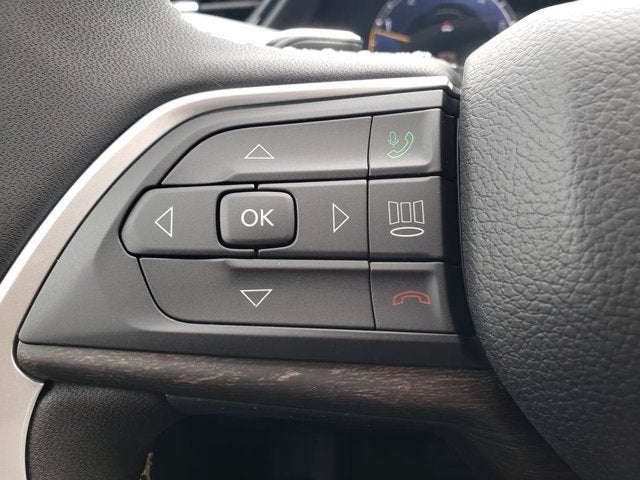 2027 Jeep Grand Cherokee Laredo Altitude