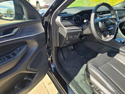 2027 Jeep Grand Cherokee GRAND CHEROKEE L LIMITED 4X4