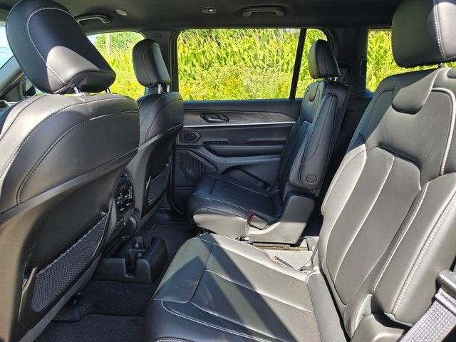 2027 Jeep Grand Cherokee GRAND CHEROKEE L LIMITED 4X4