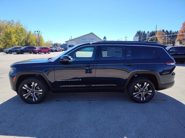2027 Jeep Grand Cherokee GRAND CHEROKEE L LIMITED 4X4