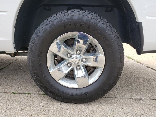 2022 RAM 1500 Classic SLT Crew Cab 4x4 5'7' Box