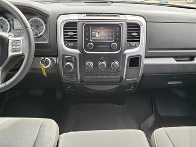 2022 RAM 1500 Classic SLT Crew Cab 4x4 5'7' Box