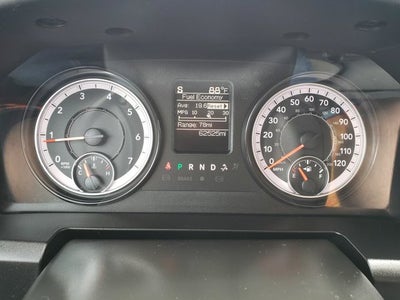 2022 RAM 1500 Classic SLT Crew Cab 4x4 5'7' Box