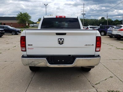 2022 RAM 1500 Classic SLT Crew Cab 4x4 5'7' Box