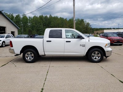 2022 RAM 1500 Classic SLT Crew Cab 4x4 5'7' Box