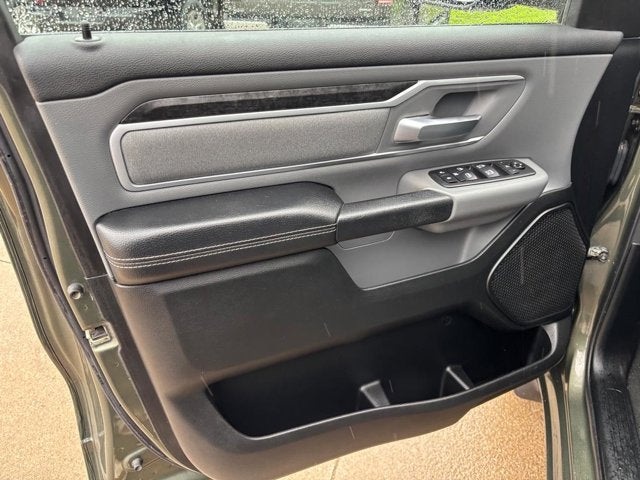2020 RAM 1500 Big Horn Quad Cab 4x4 6'4' Box