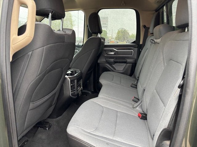2020 RAM 1500 Big Horn Quad Cab 4x4 6'4' Box