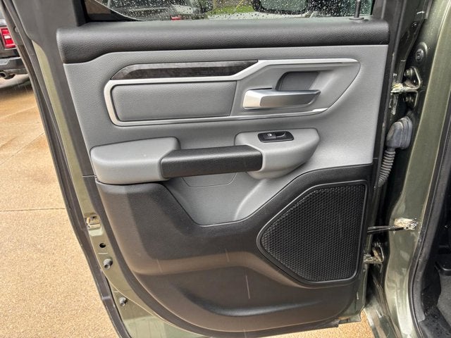 2020 RAM 1500 Big Horn Quad Cab 4x4 6'4' Box