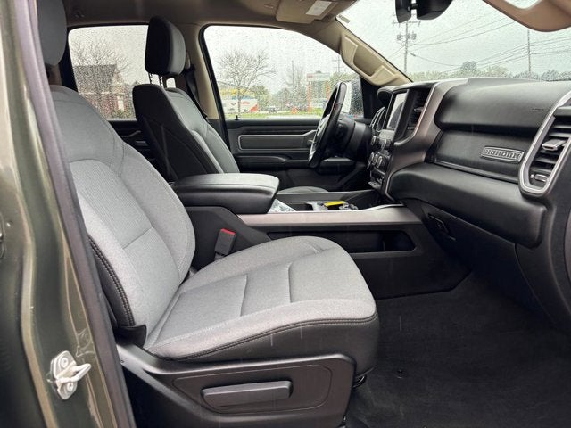 2020 RAM 1500 Big Horn Quad Cab 4x4 6'4' Box