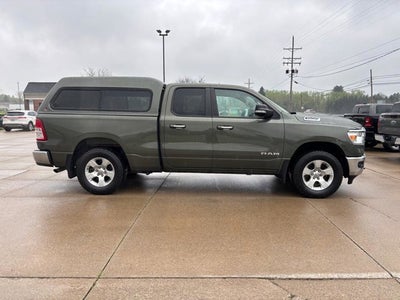 2020 RAM 1500 Big Horn Quad Cab 4x4 6'4' Box