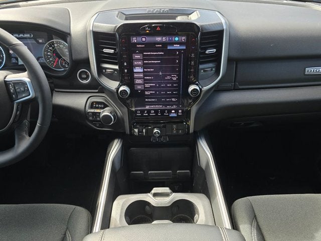 2025 RAM 1500 Big Horn Crew Cab 4x4 6'4' Box