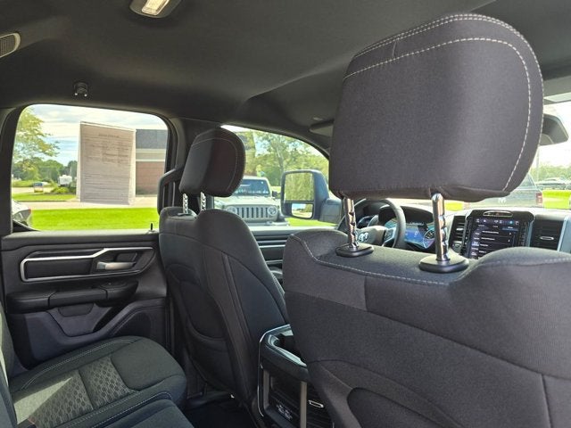 2025 RAM 1500 Big Horn Crew Cab 4x4 6'4' Box