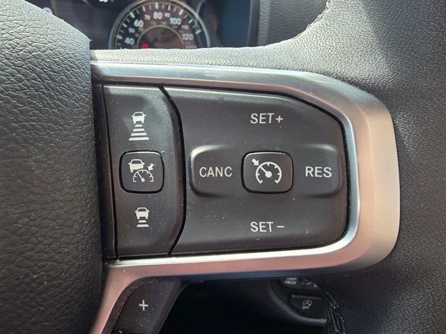 2025 RAM 1500 Big Horn Crew Cab 4x4 6'4' Box