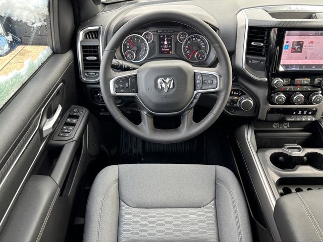 2025 RAM Ram 1500 RAM 1500 BIG HORN CREW CAB 4X4 5'7' BOX