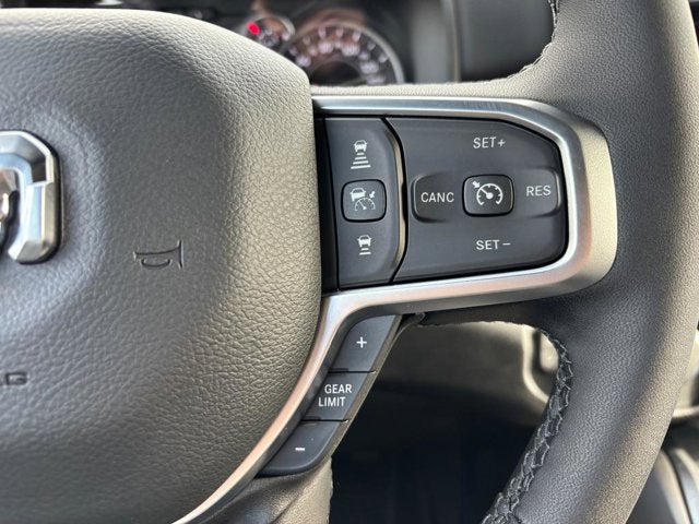 2025 RAM Ram 1500 RAM 1500 BIG HORN CREW CAB 4X4 5'7' BOX