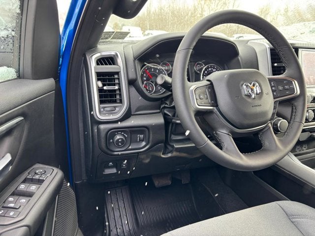 2025 RAM Ram 1500 RAM 1500 BIG HORN CREW CAB 4X4 5'7' BOX