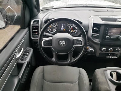 2022 RAM 1500 Big Horn Crew Cab 4x4 5'7' Box