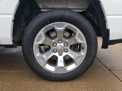 2022 RAM 1500 Big Horn Crew Cab 4x4 5'7' Box