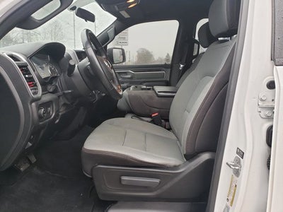 2022 RAM 1500 Big Horn Crew Cab 4x4 5'7' Box
