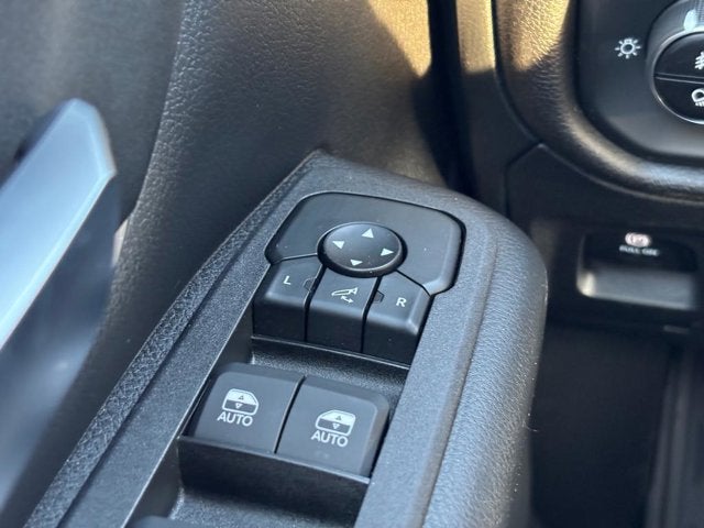 2025 RAM Ram 1500 RAM 1500 BIG HORN CREW CAB 4X4 5'7' BOX