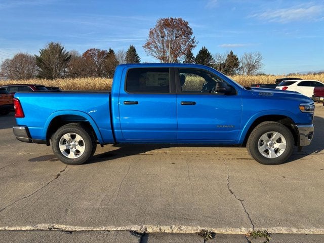 2025 RAM Ram 1500 RAM 1500 BIG HORN CREW CAB 4X4 5'7' BOX