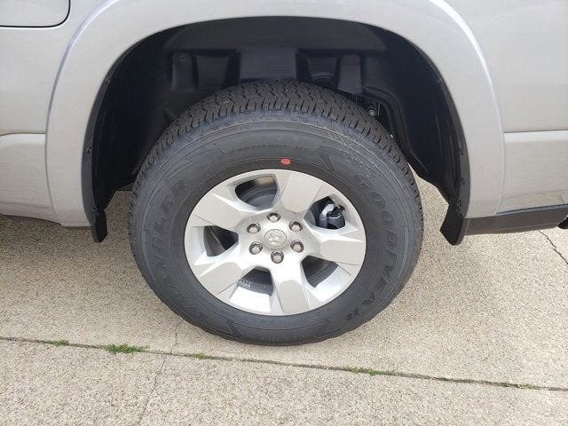 2025 RAM Ram 1500 RAM 1500 BIG HORN CREW CAB 4X4 5'7' BOX