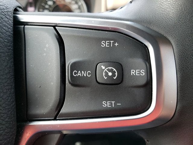 2024 RAM 1500 Big Horn Crew Cab 4x4 5'7' Box