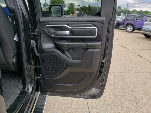 2022 RAM 1500 Big Horn Quad Cab 4x4 6'4' Box