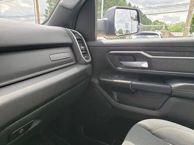 2022 RAM 1500 Big Horn Quad Cab 4x4 6'4' Box