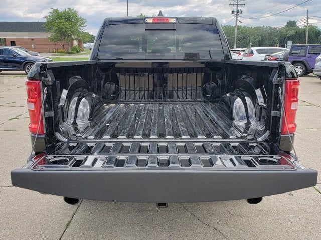 2025 RAM 1500 Big Horn Crew Cab 4x4 5'7' Box