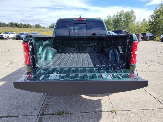 2027 RAM Ram 1500 RAM 1500 BIG HORN CREW CAB 4X4 5'7' BOX