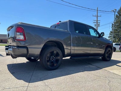 2022 RAM 1500 Big Horn Crew Cab 4x4 5'7' Box