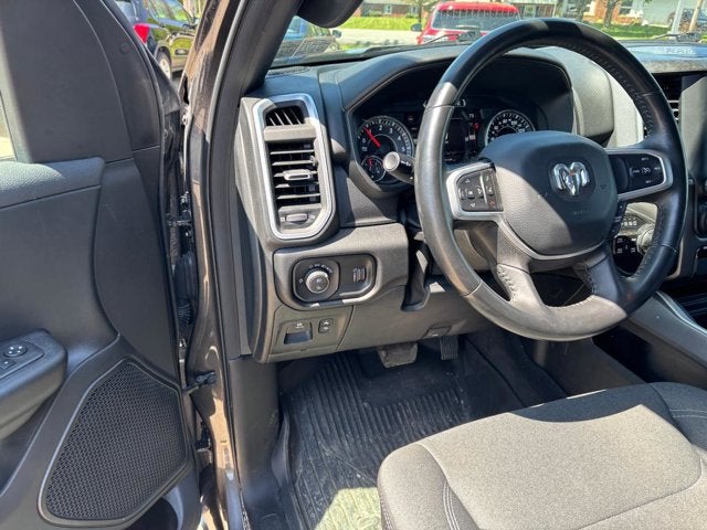 2022 RAM 1500 Big Horn Crew Cab 4x4 5'7' Box
