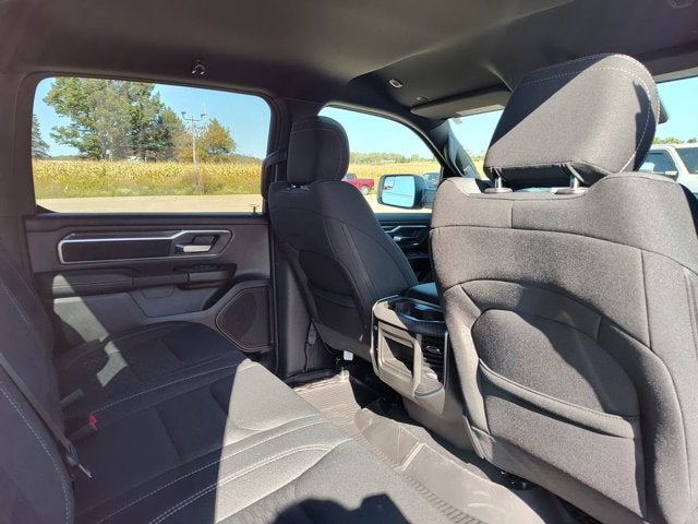 2027 RAM Ram 1500 RAM 1500 BIG HORN CREW CAB 4X4 5'7' BOX