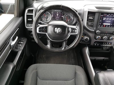 2020 RAM 1500 Big Horn Crew Cab 4x4 5'7' Box