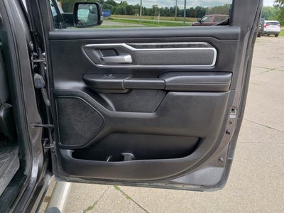 2020 RAM 1500 Big Horn Crew Cab 4x4 5'7' Box
