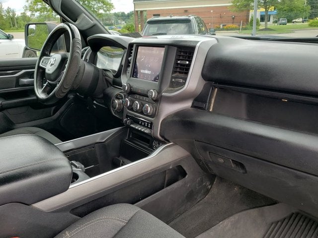 2020 RAM 1500 Big Horn Crew Cab 4x4 5'7' Box