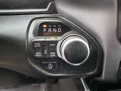 2020 RAM 1500 Big Horn Crew Cab 4x4 5'7' Box