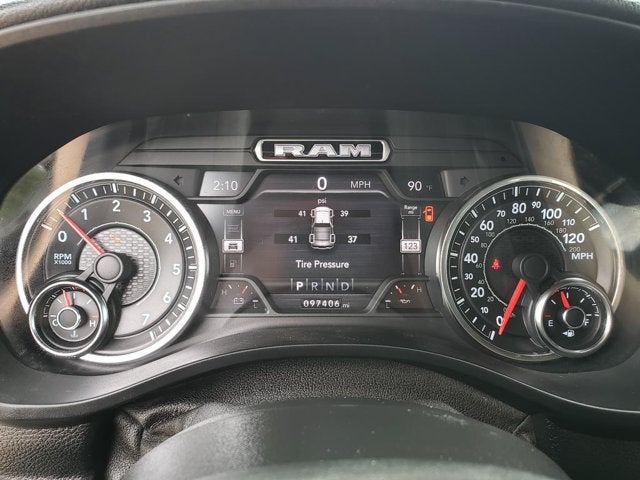 2020 RAM 1500 Big Horn Crew Cab 4x4 5'7' Box