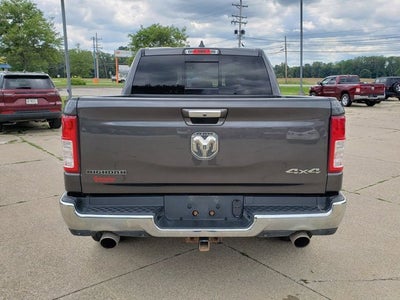 2020 RAM 1500 Big Horn Crew Cab 4x4 5'7' Box